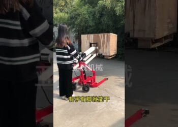 The Long run of Subject material Dealing with: Electrical Hydraulic Forklifts#shortvideo #viralshort #electriccar