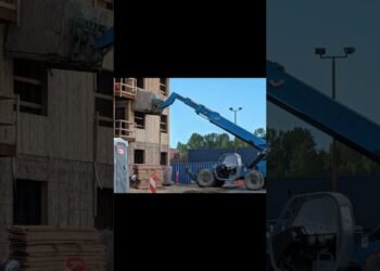 Drop Backside Containers are Crane Rated and in a position for forklifts