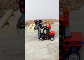 LEGO 30655 Purposes | LEGO Technic Forklift with Pallet | Exhibit | LEGO Technic 2023