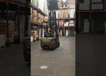 forklift operator grasp