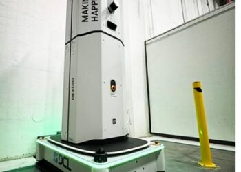 DCL Logistics deploys Dexory’s stock tracking robot resolution