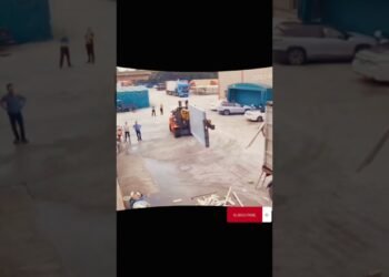 Forklift #youtubeshorts #using #viral
