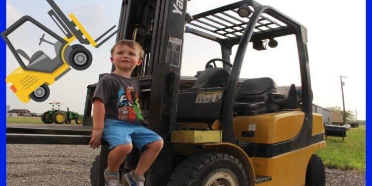Forklift for youngsters | Forklift and tractors at the farm