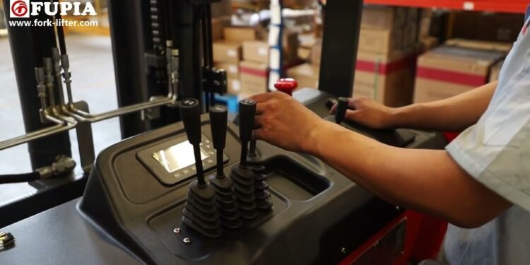 Stand Up Achieve Truck-Prime Achieve Forklift