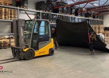 Isolate lithium forklift fires in seconds! | Bridgehill Forklift Hearth Blanket + Extendable Poles