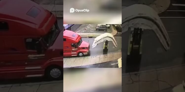 Forklift Fail  Close to Crisis Stuck on Digital camera!