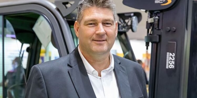 Crown opens new gross sales and repair location