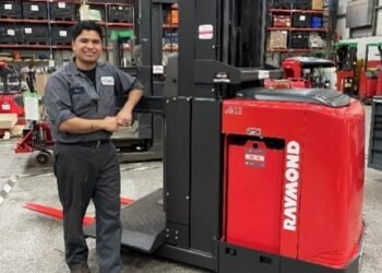 Why Summer time is the Smartest Time to Snag a Forklift Condo