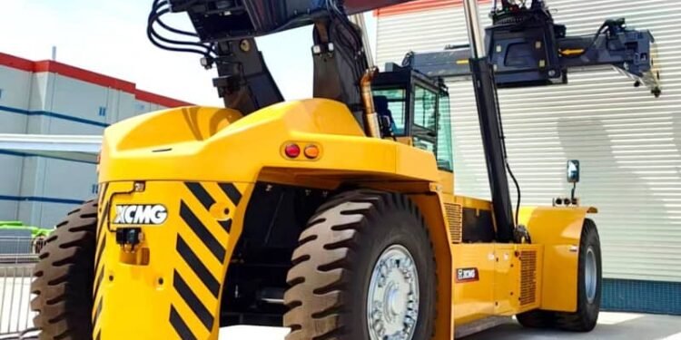 XCMG launches the 65 tonne XCS65K reachstacker