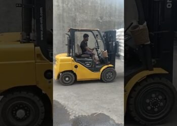 unloading subject matter | new forklift | Indian forklift