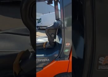 2017 Toyota Cushion Forklift  8FGCU30 – House Depot – 6000lb 17ft Mast 7k Hours