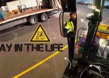 Day within the Lifetime of a Forklift Operator!! POV!!