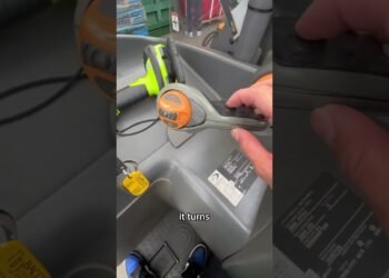 Riding a standup forklift and find out how to do it #dayinmylife #paintings