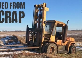 I Purchased a Damaged 11 Ton Forklift, Can I Save It?