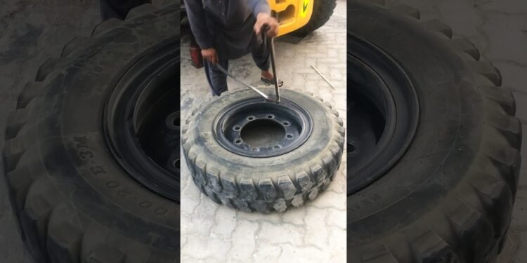 Outdated trick putting off tire from rim #forklift #tire #shorts