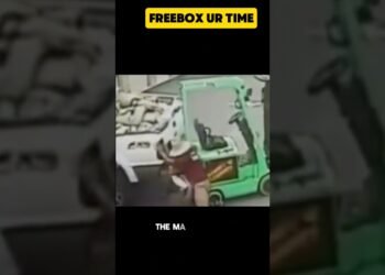 Watch out when do motion #videoshort #shortvideo #viralshort #viralvideo #forklift