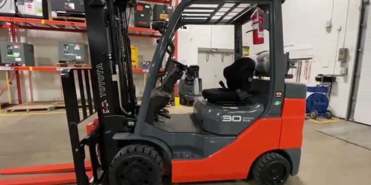 Toyota Forklift Interior Combustion Cushion Tire Stroll Round Video