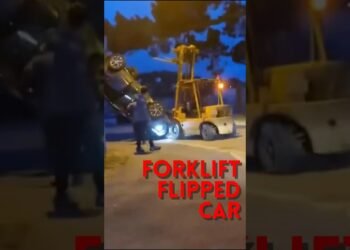 UK Forklift NEWS: A Forklift Flipped A Automotive | Forklift Crash