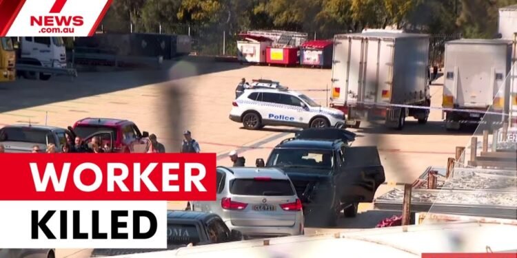 Employee killed in Matraville forklift coincidence | 7NEWS