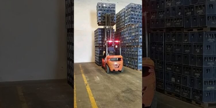 Forklift Stacking At Top 💯  #shorts #quick #stacking