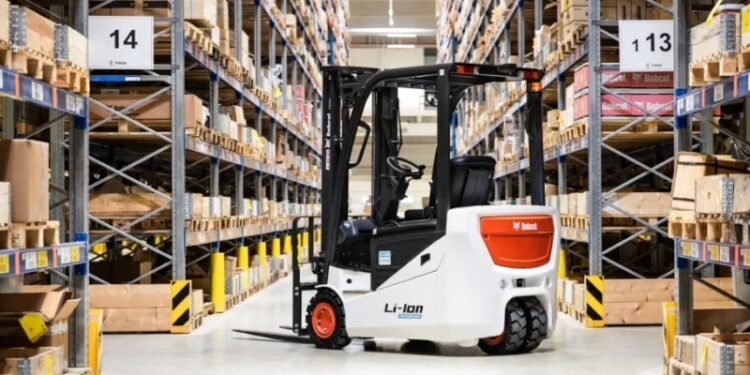 Bobcat introduces first 3-wheel forklift with a lithium-ion battery