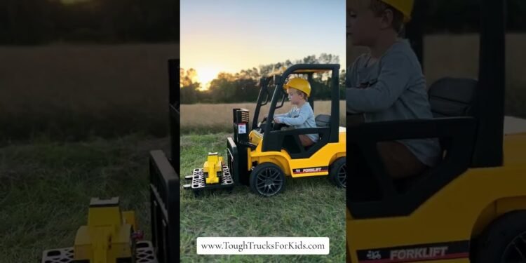 The Journey-On Forklift Each Child Needs! 🚧 | Forklift9000 In Motion