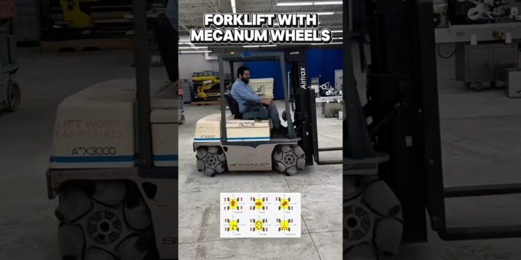 This can be a highest forklift for loading and unloading in tight areas. #mecanumwheels #omniwheels