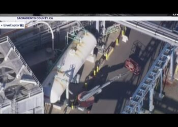 1 injured after forklift crash reasons primary chemical leak in Sacramento