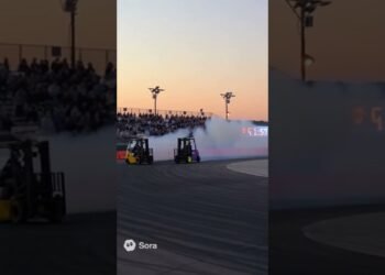 Forklift Glide Championship 2025 🏗️💨🔥 #aishort #funnyshorts