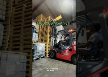 A Day within the lifetime of a Forklift Operator making $100,000+🔥🇯🇲 #forklift #pov #jamaica #dailyvlog