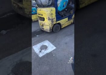 MOST DIFFICULT FORKLIFT REPAIR ! 😱😑 #forklift #mechanic #forkliftmechanic #diy #restore #newjersey