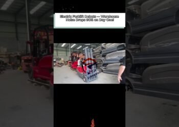 Simple Dealing with, Fast Motion. #HandlingTools   #ElectricHandlingTruck  #Forklift Portions