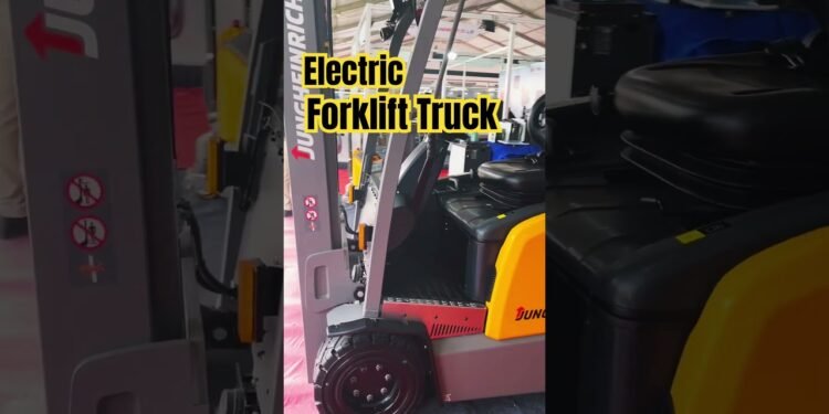 Heavy accountability Lithium ion battery operated forklift truck for business use | Jungheinrich AG #ev