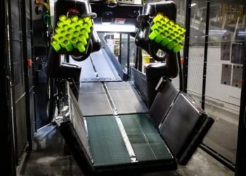 FedEx deploying Berkshire Gray’s totally self sufficient robot trailer unloader