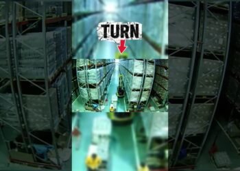 How a Tiny Mistake Wrecked the Entire Warehouse! #shortsviral #forklift #fails