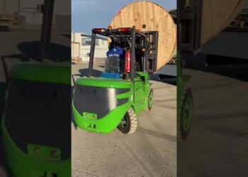 🚜 Actual Buyer Comments! RUNTX 3-Ton Electrical Forklift CPD30 in Motion!