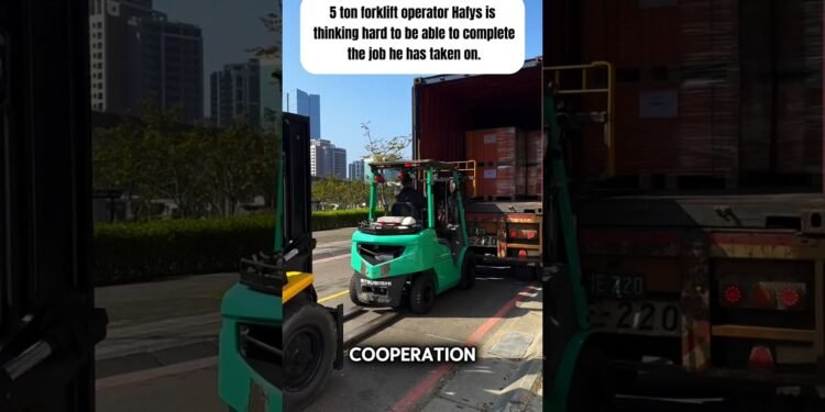 5 ton forklift makes operators suppose#shortvideos #machinetechnology