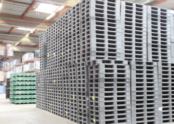 Packaging Nook: The picket pallet vs. plastic pallet dialog