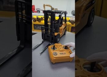 huina forklift rc keep watch over scale 1:10 ages 14+ battery 25mins as much as weight 2.5 kilograms #rccars