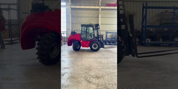 ZERO TURN RADIUS! This DIY Mini Forklift Makes use of Good Differential Power 😲