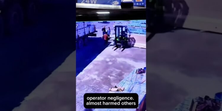 Operator Negligence #forklift #shorts