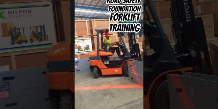 “India’s No.1 Forklift Operator Coaching Centre 🚜 | Top Wage Jobs in India & In another country” #forklift