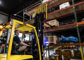 Hyster launches XN2 electrical forklift