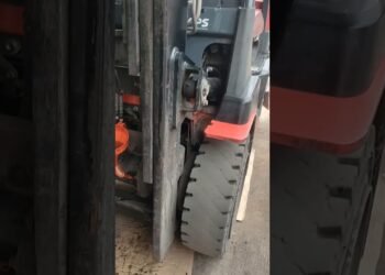 Toyota Forklift Equipment Oil converting Procedure#automotive #forklift #umesh#gearoilchange