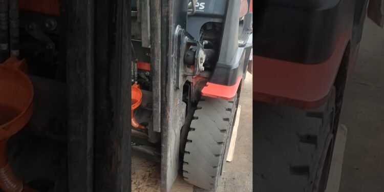 Toyota Forklift Equipment Oil converting Procedure#automotive #forklift #umesh#gearoilchange