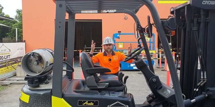 The way to Pre-Get started a Forklift | Professional-Carry Coaching FNQ