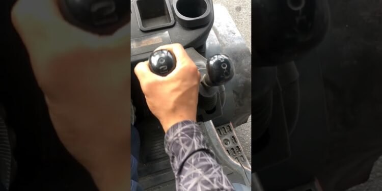 Let’s Be informed simple method to force Handbook FORKLIFT 💪💪 simple method to force|#viralvideo #trending #foryou