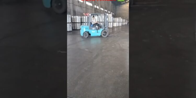 Baoli forklift operator motive force✅✅ #driverlife #fourklift#information #viruls #suscribe #followme