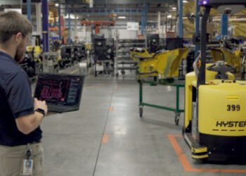 Elevate Truck Sequence: How self sufficient raise vans are reshaping the warehouse group of workers