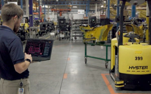 Elevate Truck Sequence: How self sufficient raise vans are reshaping the warehouse group of workers